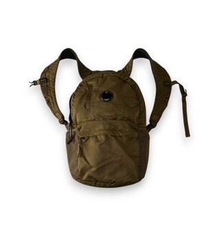 C.P. Company para hombre. RCCMAC737A005269G Mochila Nylon B Lens verde (OSFA), Casual