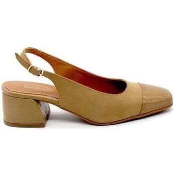 Daniela Vega Zapatos Bajos 2383N para mujer