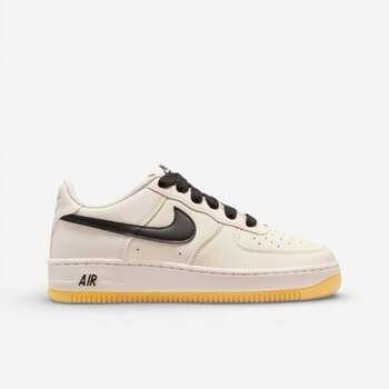 Nike Zapatillas Air Force 1 Low LV8 Soft Pearl Gum Black (GS) para hombre