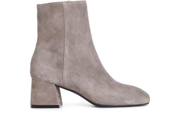 botín mujer ante taupe