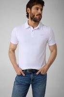 polo con logo bordado