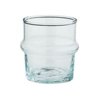 pequeno vaso de agua de cristal transparente