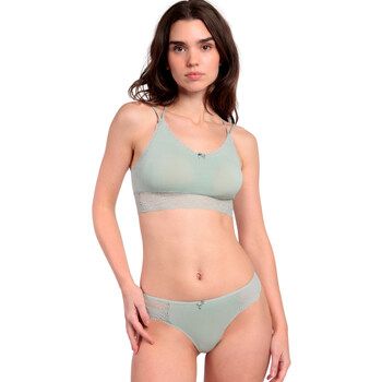 Admas Triángulo/Sin Aros Conjunto de sujetador y tanga Studio para mujer