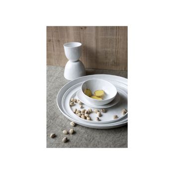 Plato de porcelana blanca