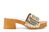 zapatilla con parte superior perforada gold