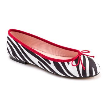 Bailarina ante estampado cebra cordón rojo. Modelo Zambia.