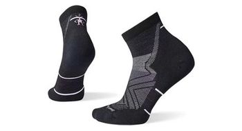 Smartwool targeted cushion ankle socks black women s