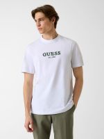 camiseta con logo