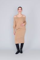 sueter con escote en v y aberturas camel m