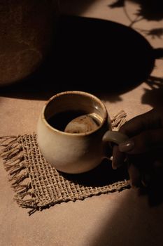 Taza de gres en blanco 9x12x8 cm