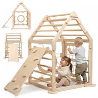 parque de juegos interior de madera con tobogan y escalada para ninos