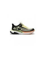 zapatillas de running atom at132 shark amarillo hombre
