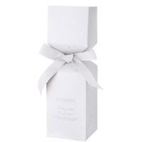 the white company clementine  juniper mini cracker