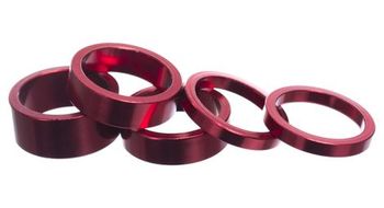 Parts 8 3 kit of aluminium spacers  x5  red