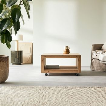 Mesa de centro cuadrada de roble macizo con nudos
