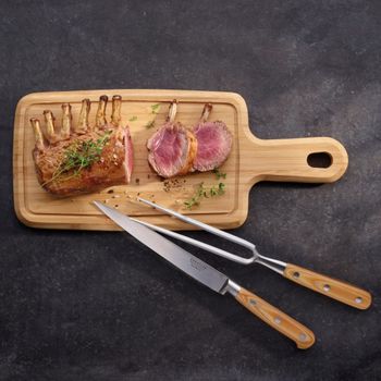 Cuchillo y tenedor trinchar  madera claro
