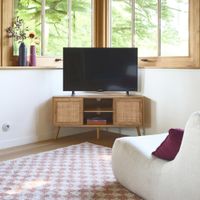 mueble tv esquinero madera y cana 2 puertas 1 estante 115cm
