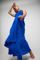 yours vestido largo azul cobalto de tirantes con cuerpo fruncido mujer curvy y tallas grandes yours