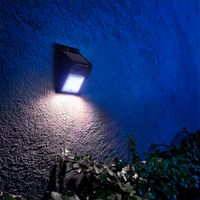 ledkia aplique de pared exterior solar led ip65 encendido crepuscular 6500k blanco frio