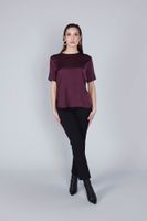 blusa de saten de manga corta aubergine