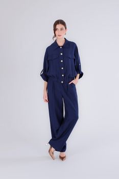 blusa con elástico en la parte inferior navy