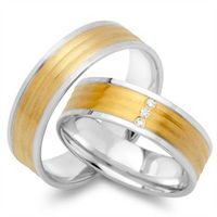 alianzas 8 quilates oro amarillo-blanco 3 diamantes