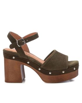 de CARMELA 160623 KAKI