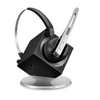 auriculares epos con cable usb y microfono integrado en color negro