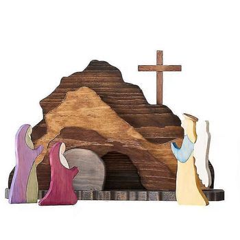 Decoración De Madera Con Escena De La Resurrección De Pascua. Cruz De Madera Decorativa Con Escena De La Resurrección.