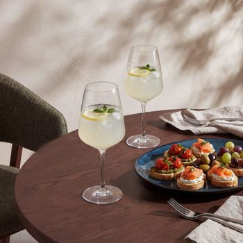 Copa de vino de vidrio transparente