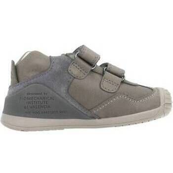 Biomecanics Deportivas Moda 221123b para niño