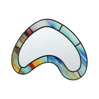 espejo de pared moderno con forma irregular y ganchos de cristal y mdf multicolor bouvron
