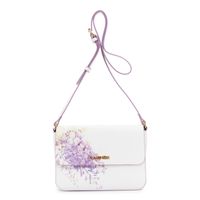 bolso de hombro con solapa en material efecto piel con estampado de macroflores wisteria