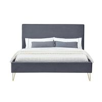 cama de terciopelo gris y laton de 140 riverside