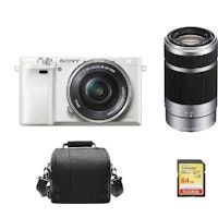 SONY A6000 Blanco KIT SEL 16-50MM F3.5-5.6 OSS Plata + SEL 55-210MM F4.5-6.3 OSS Plata + Tarjeta SD de 64GB + Bolsa de camara