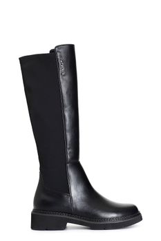 bota de mujer con letras. black