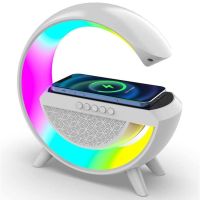 klack altavoz portatil bluetooth lampara de mesa y cargador inalambrico diseno g