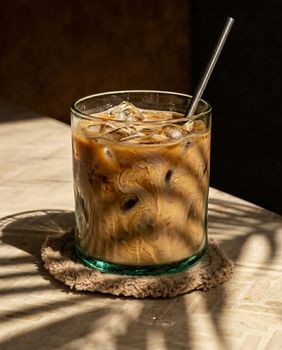 Vaso de whisky de vidrio reciclado transparente 8x8x9 cm