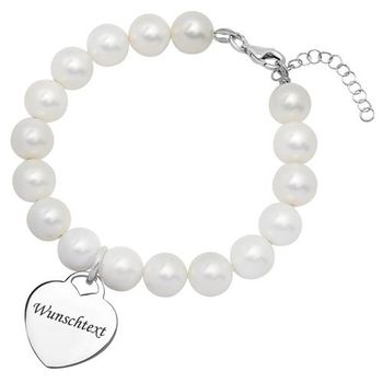 Pulsera de perlas con colgante corazón