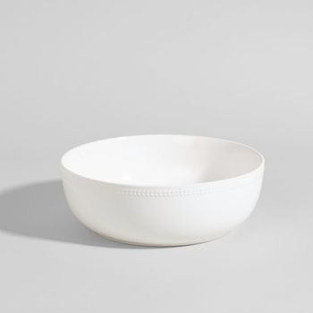 Ensaladera de cerámica blanca con ribete en relieve