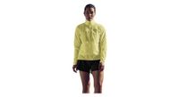 chaqueta cortaviento gore wear concurve amarilla de mujer