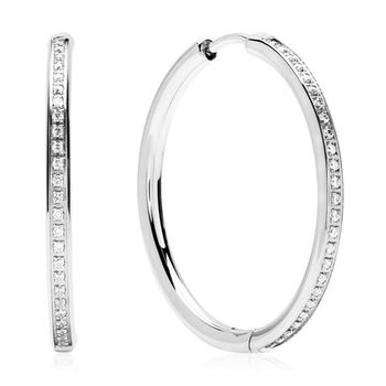 De aros de acero inoxidable con circonita