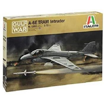 Italeri 1392 a-6e Tram Intruder, 1/72