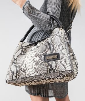 SHOPPER BAG PITON BW