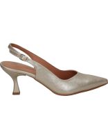 zapatos color plata de comodo daniela vega 2315 36