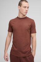 camiseta basica ajustada brown