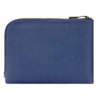 incase facet sleeve funda tela reciclada azul marino para mcbook proair 13
