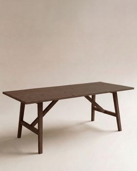 Mesa de comedor de madera maciza en tono nogal de 200x75cm