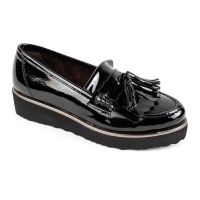 mocasin charol negro