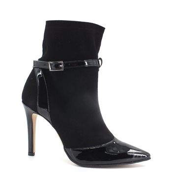 Divine Follie Botines Stivaletto Punta Tacco Vernice Nero 1483 para mujer